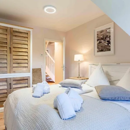 Haus-wattlaeufer-whg-09 アパート